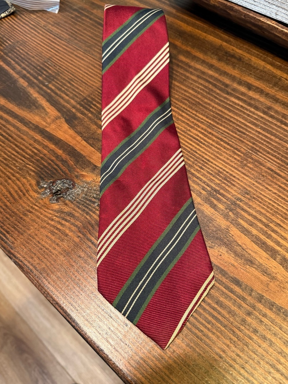 Banana Republic Red Striped Silk Tie Classic Preppy Business Wedding USA